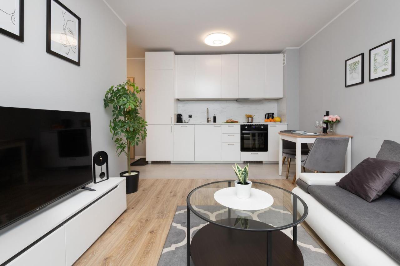 Gdynia Nasypowa Apartments With Parking By Noclegi Renters מראה חיצוני תמונה