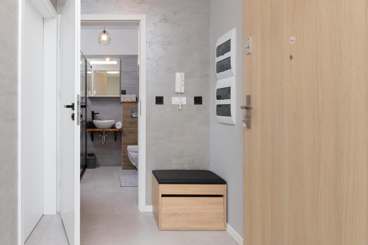 Gdynia Nasypowa Apartments With Parking By Noclegi Renters מראה חיצוני תמונה