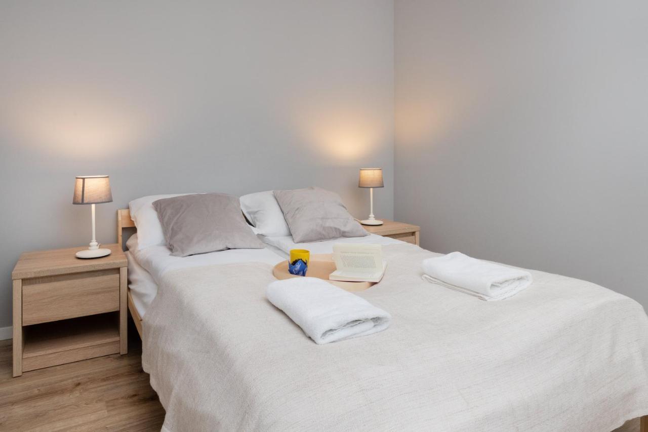 Gdynia Nasypowa Apartments With Parking By Noclegi Renters מראה חיצוני תמונה